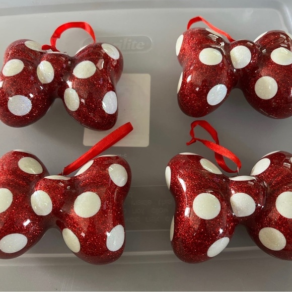 Minnie Bow Ornament Decor